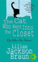 Cat Who Went Into the Closet (The Cat Who Mysteries, Book 15)
