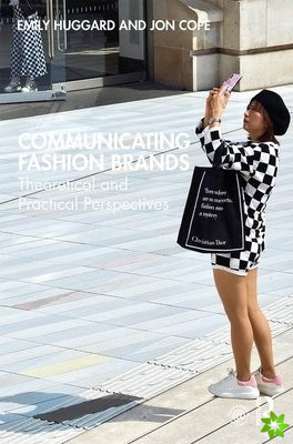 Communicating Fashion Brands